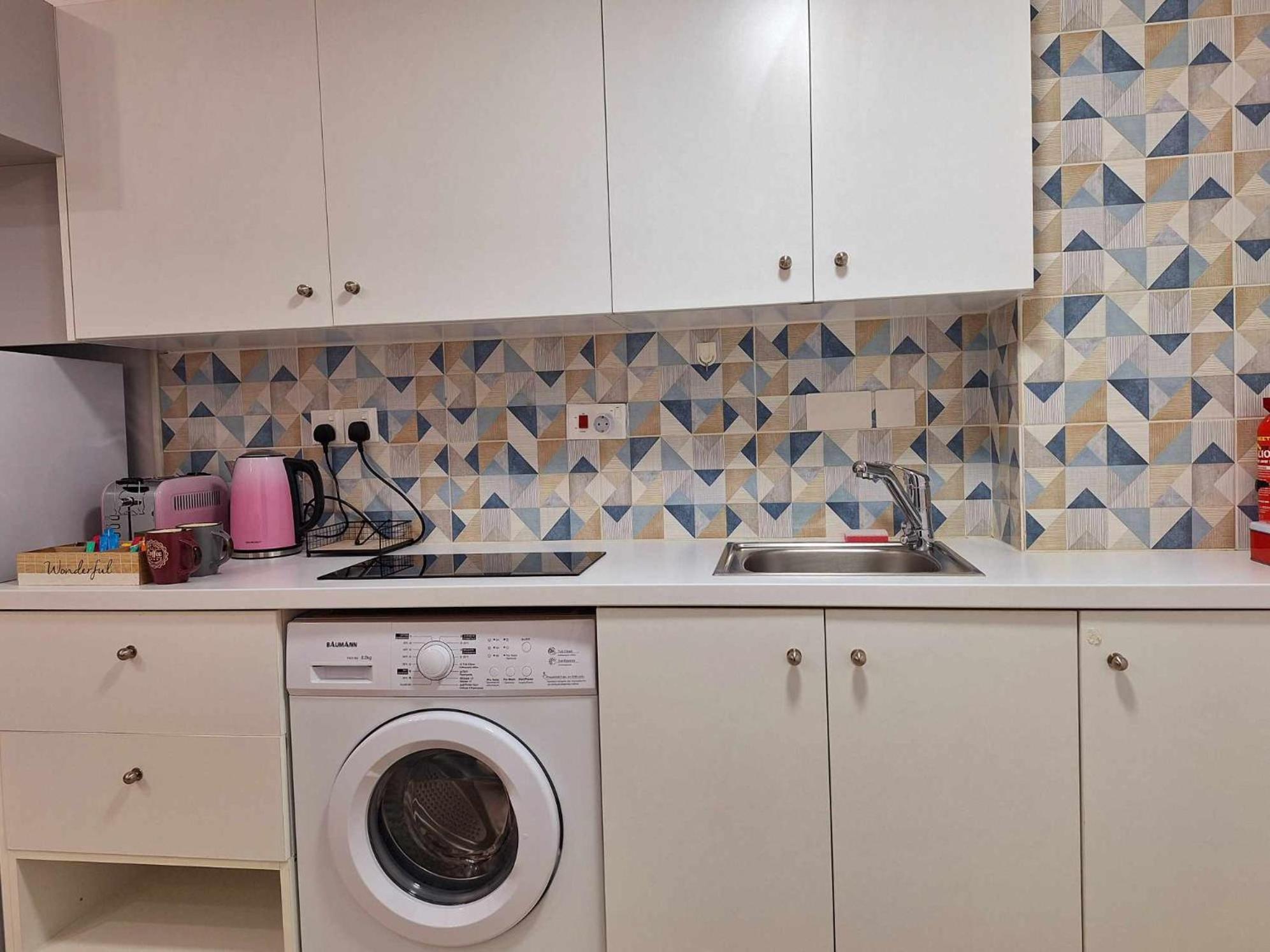Stylish Apt Kato Paphos Close To Beach & Vibrant Harbor Life Εξωτερικό φωτογραφία